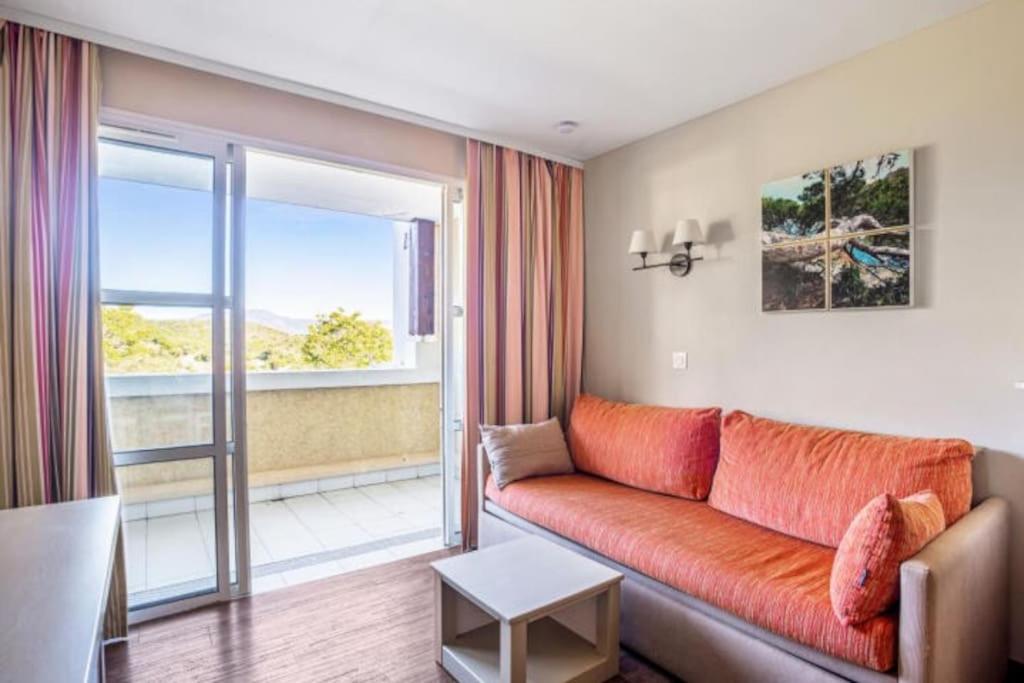 Superbe Appartement Village Cap Esterel 4P Climatise Saint-Raphaël Zewnętrze zdjęcie
